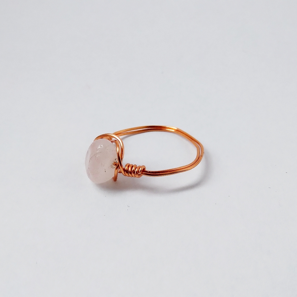 Beautiful Rose Quartz Handmade Twisted Rusted Gold Wire Ring Size 7